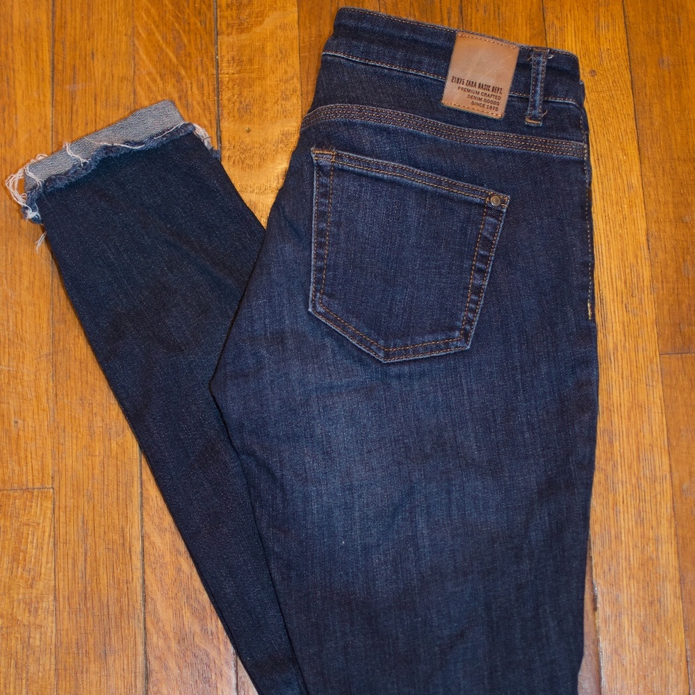 Zara Denim Mid Rise Skinny Jeans, Frayed Hem